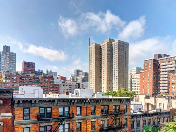 525 East 82nd Street image 5 of 11