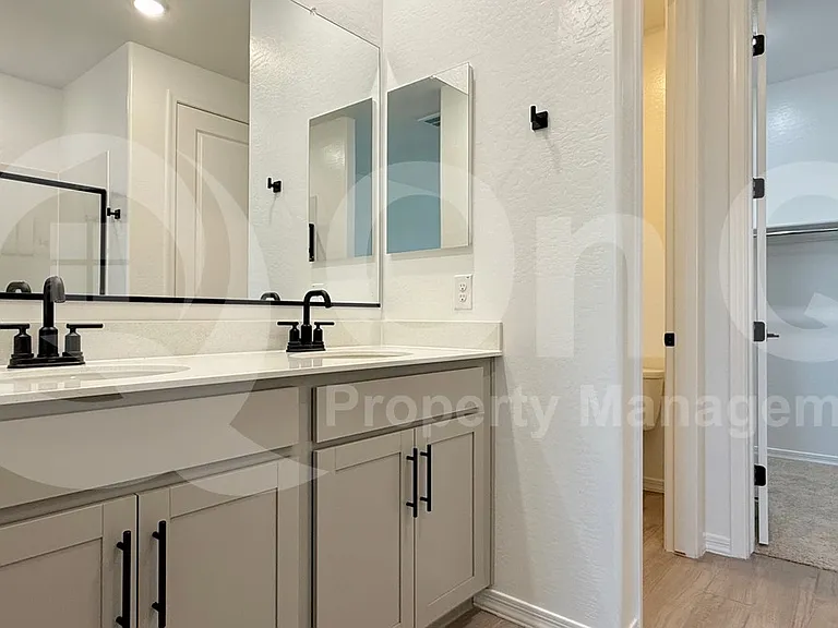 22824 E Roundup Way — Photo 18