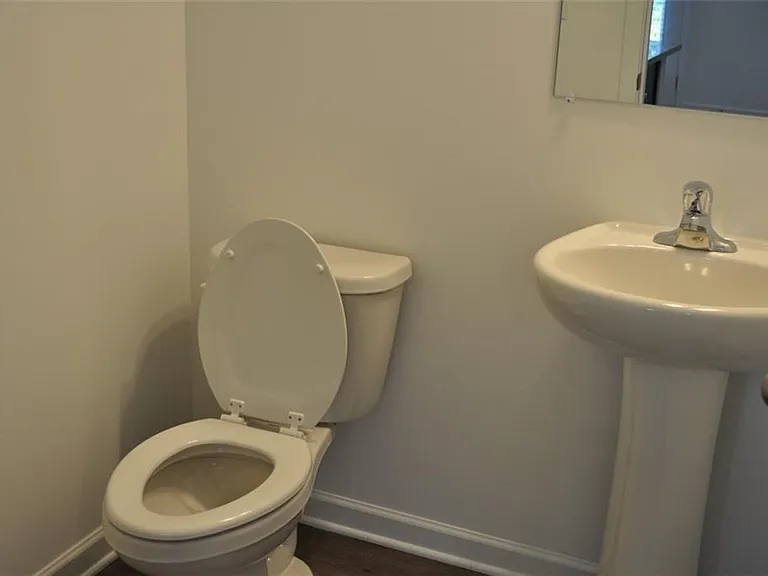 5745 Thornton Dr — Photo 26