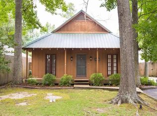 1935 America St, Mandeville, LA 70448