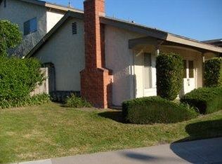 17072 Grove Cir #A, Huntington Beach, CA 92647