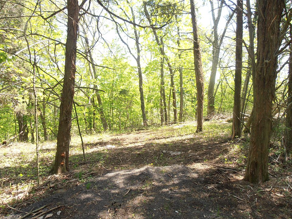 1st image of Riverbend Dr