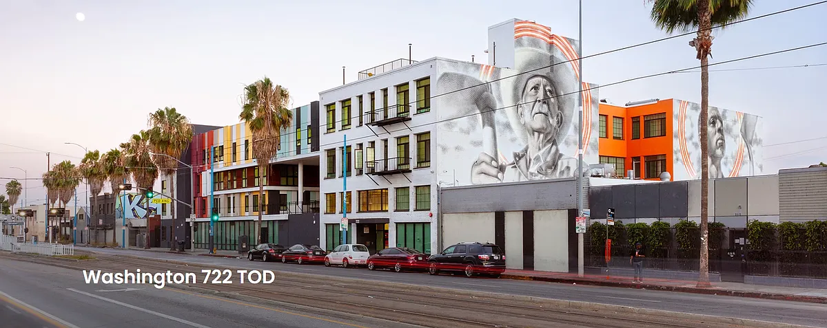 Building Photo - 722 E Washington Blvd