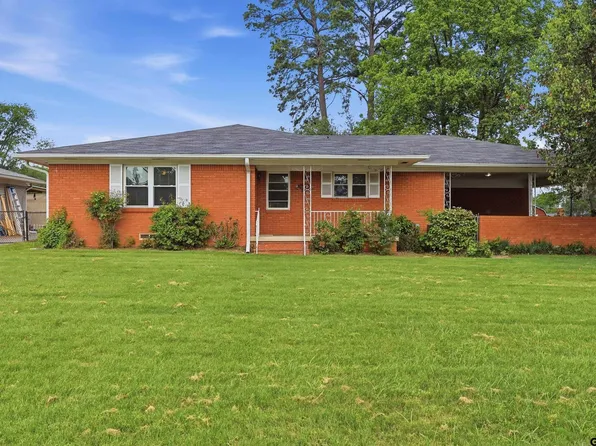 804 S Mill St, Winnsboro, TX 75494