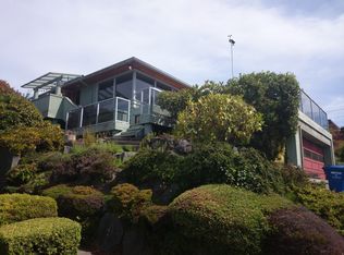 3252 57th Ave SW, Seattle, WA 98116