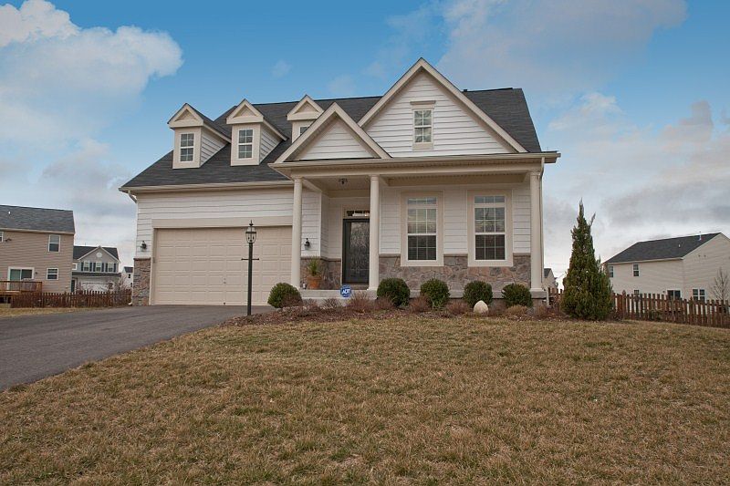 1st image of 6 Laurel Pine Ct