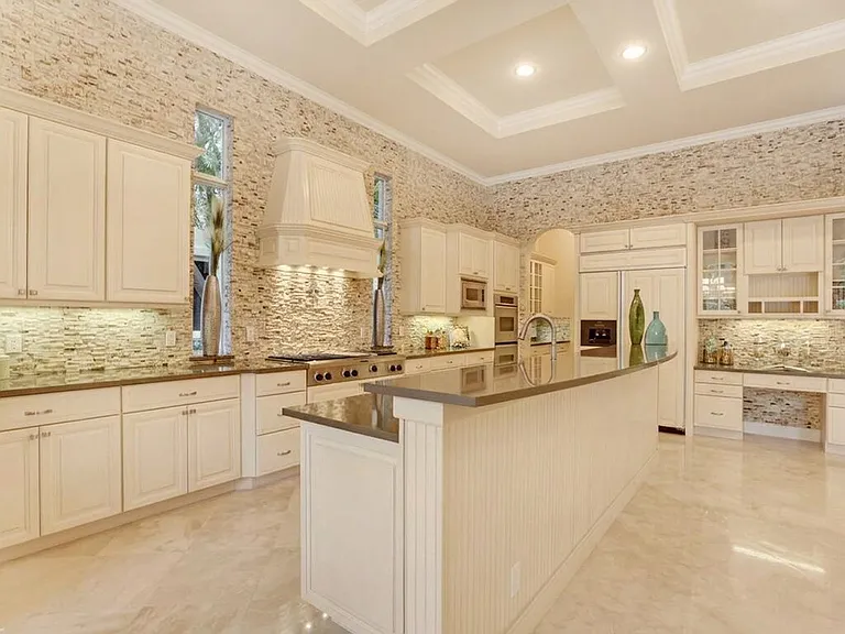 11209 Orange Hibiscus Ln — Photo 39