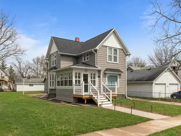 324 E Commercial St, Appleton, WI 54911