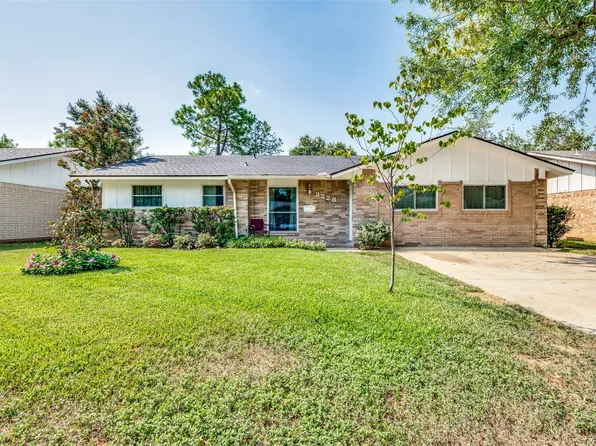 2228 Spanish Trl, Irving, TX 75060