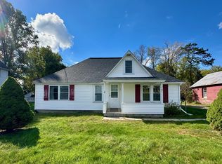 107 County Route 22, Johnson, NY 10933