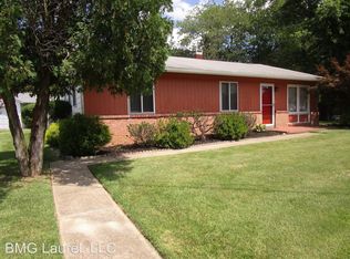 8239 Reece Heights Dr, Severn, MD 21144