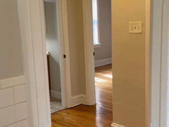 5th image of 7139 Dartmouth Ave #1