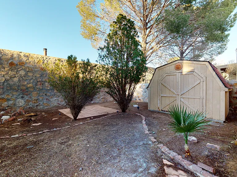 909 Tepic Dr #B — Photo 27
