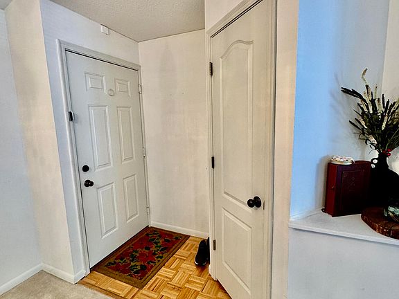 5th image of 2276 Edenderry Dr Unit 300