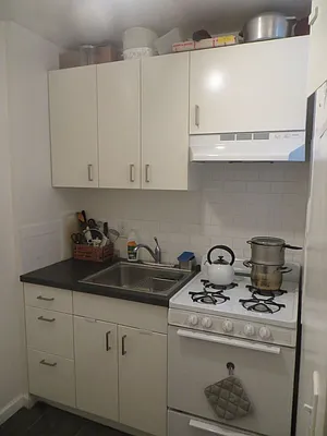 Rented by Performing Assets Corp | media 22