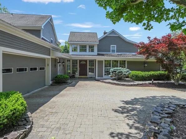 110 Canterbury Drive, Newburgh, NY 12550