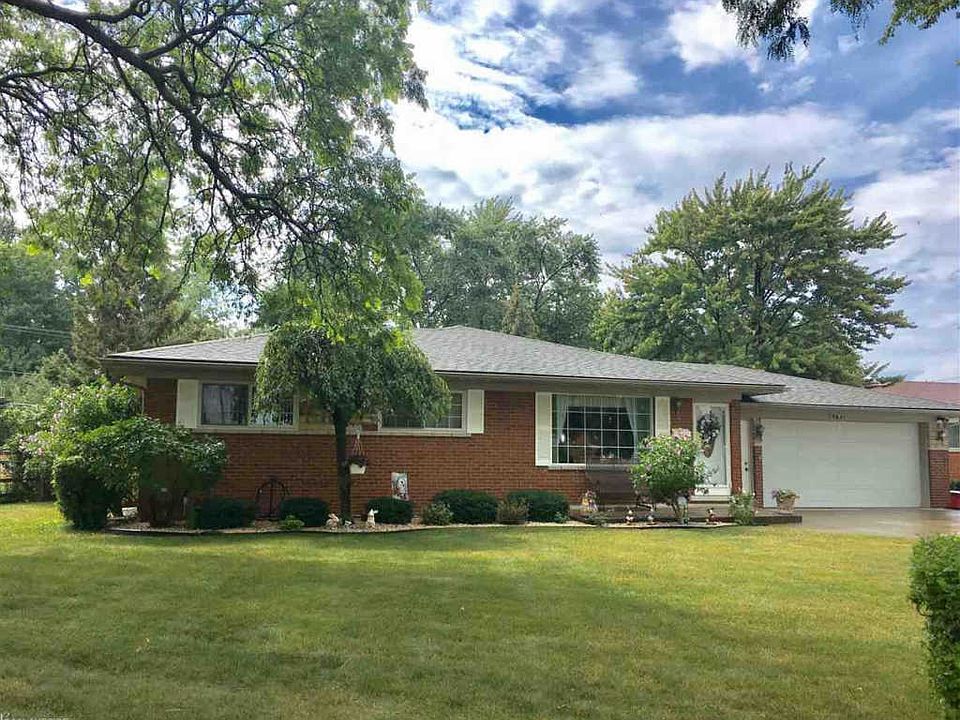 1st image of 28841 Bradner Dr