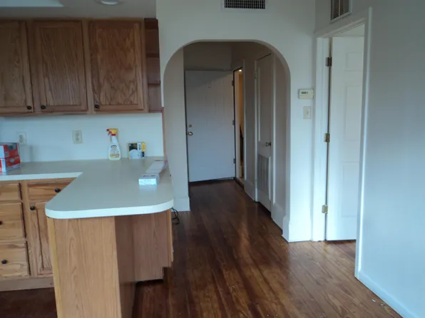 9-11 N 6th St #A, Stroudsburg, PA 18360