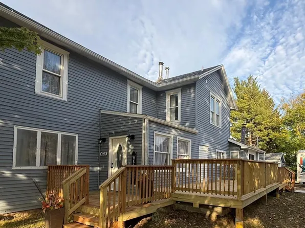 404 Sumner STREET, Genoa City, WI 53128