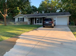 2818 Esterbrook Dr, Farmers Branch, TX 75234