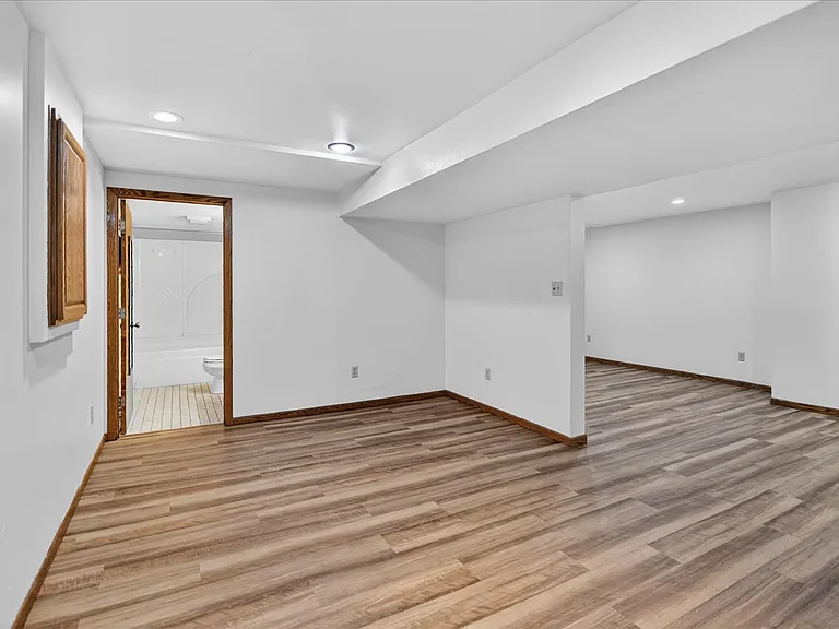 1014 N Westfield Rd — Photo 40