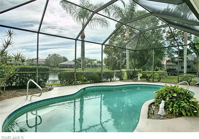 2nd image of 12034 Mahogany Isle Ln