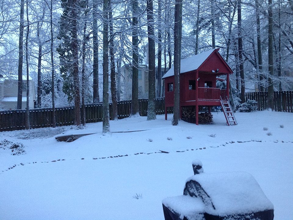 2nd image of 146 Threechop Dr NW