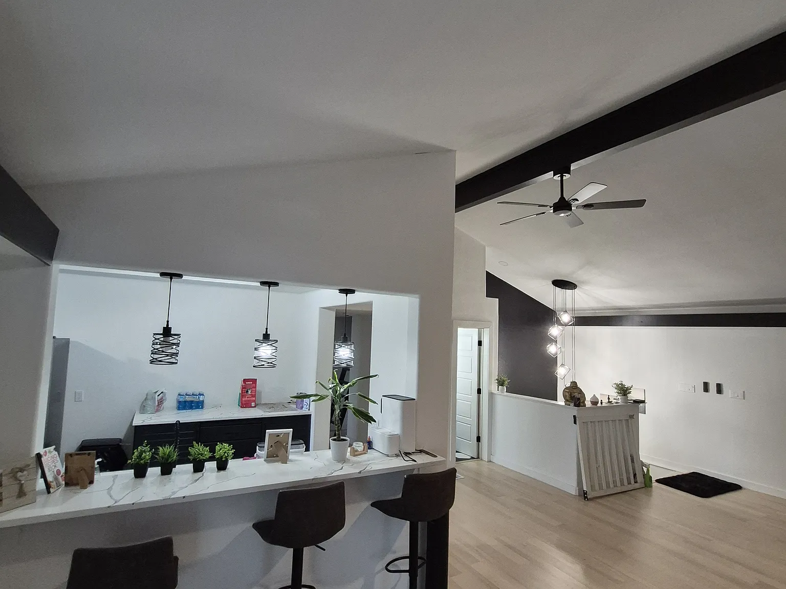 6 bed, 3800 sqft, $3,500 — Photo 4