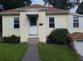 30 Fairview Rd, Woburn, MA 01801