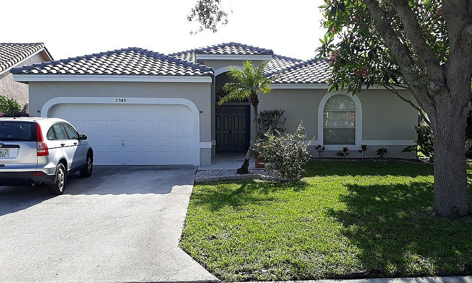 1st image of 7385 NW 60th Ln