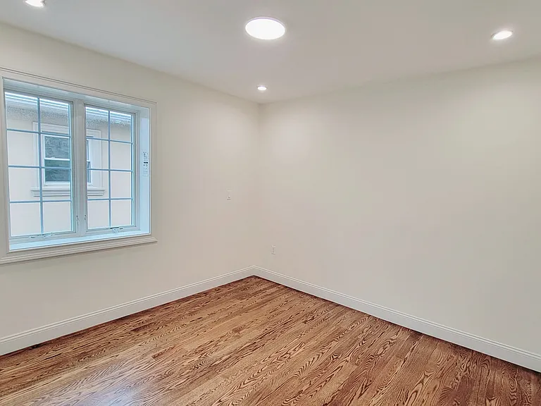 47-12 204th St #2 — Photo 5