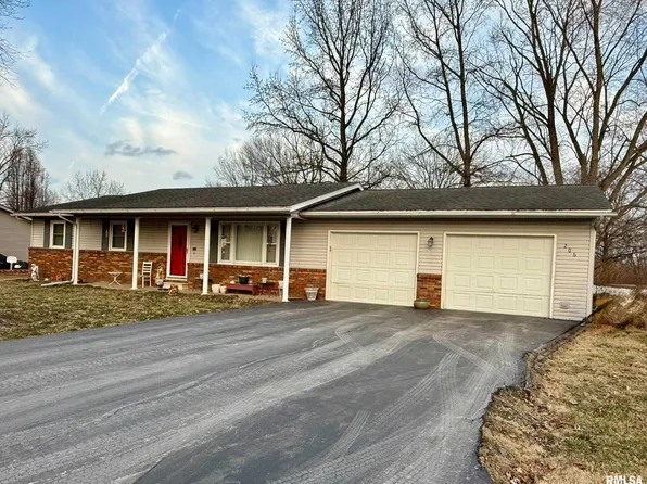 206 Woodriver Dr, De Soto, IL 62924
