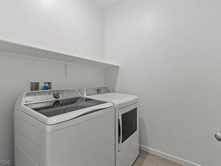 541 Preston Crest St — Photo 25
