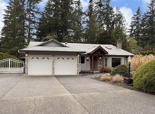 18770 S Forest Grove Loop, Oregon City, OR 97045
