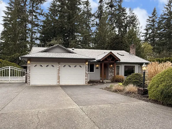 18770 S Forest Grove Loop, Oregon City, OR 97045