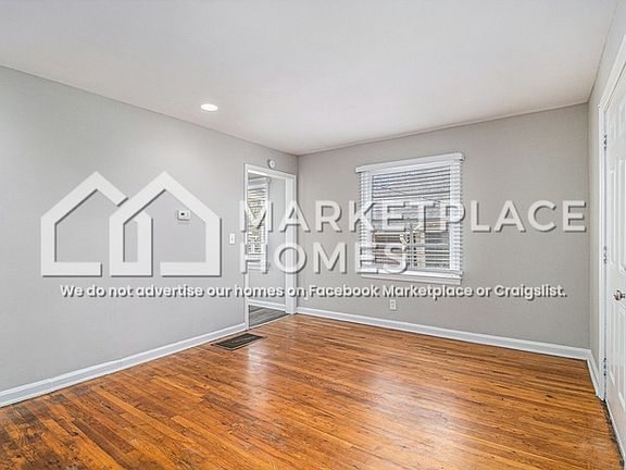 5th image of 509 Woodward Ave SE