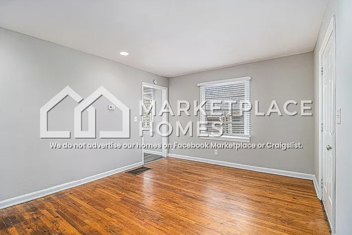 509 Woodward Ave SE — Photo 5