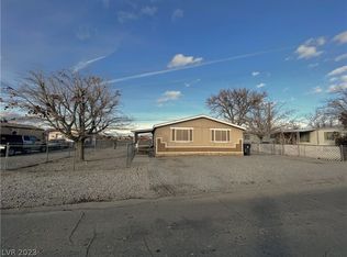290 W Comstock St N, Pahrump, NV 89048