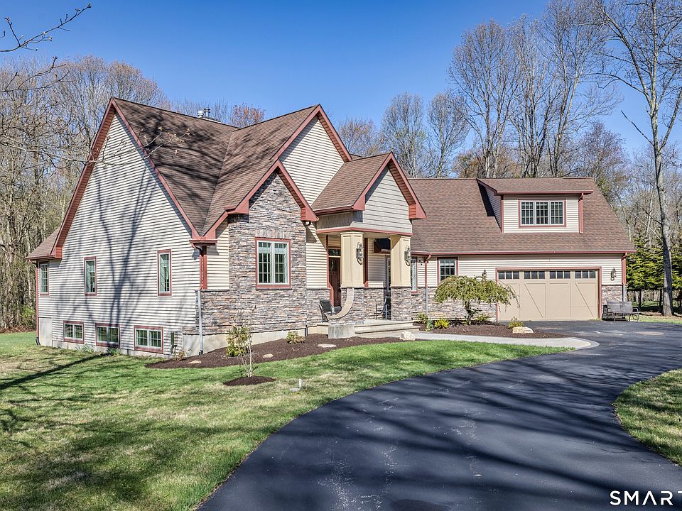 1st image of 40 Maxfelix Drive