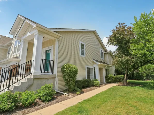 1142 Westminster Ln #L6, Elk Grove Village, IL 60007