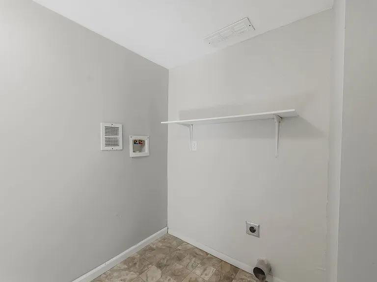 6 Wade St — Photo 24