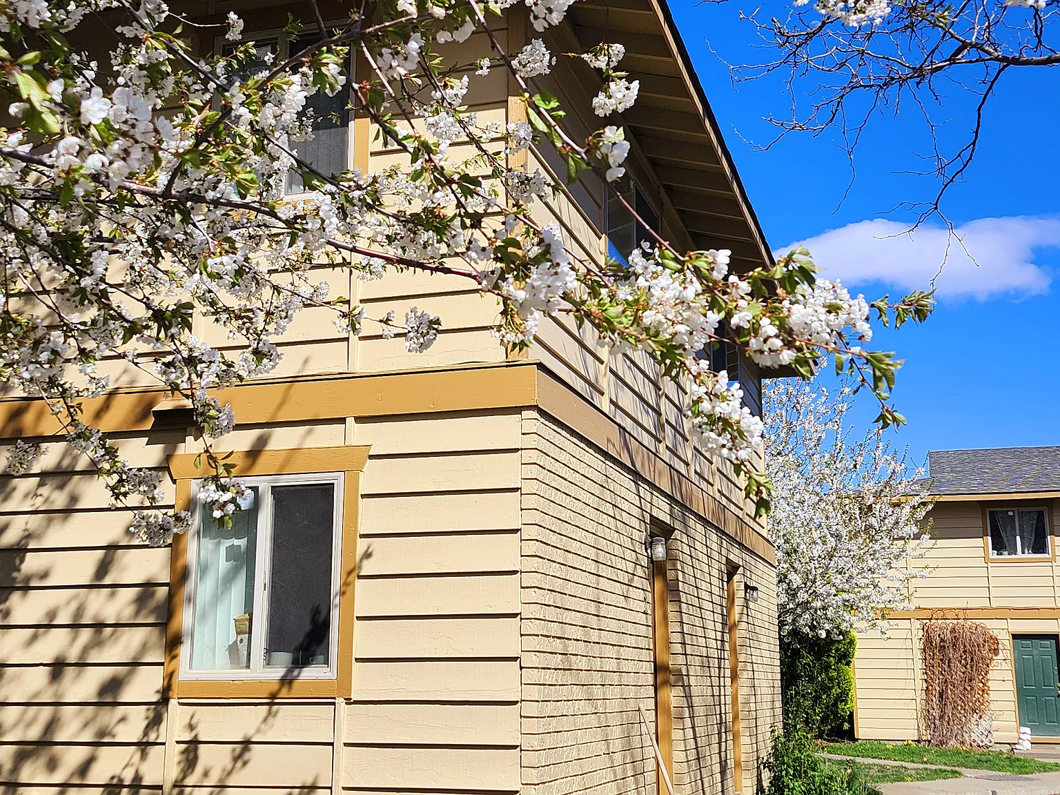 Aspen Circle Apartments — Photo 2