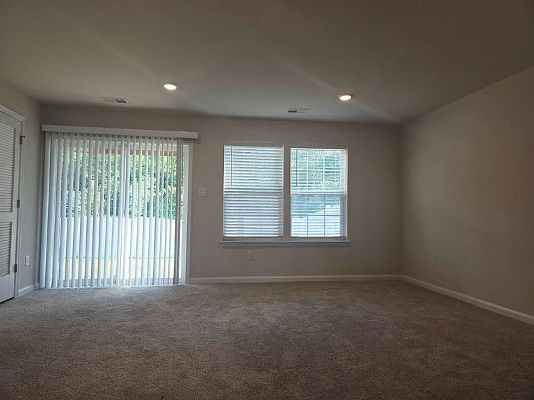 34 Autumn Park Dr — Photo 38