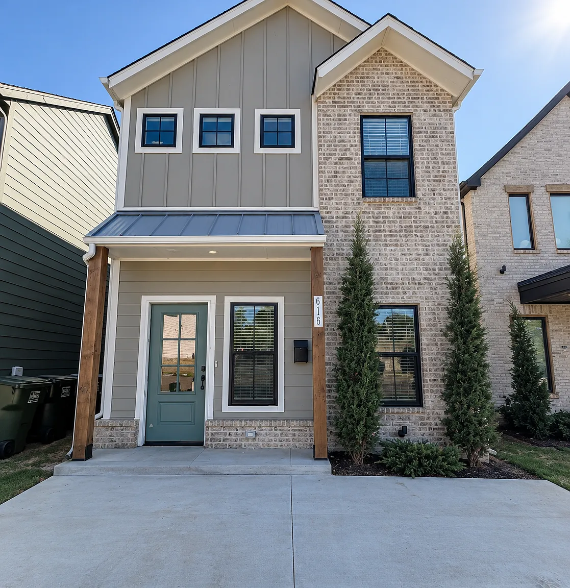 3 bed, 2.5 bath, 1414 sqft, $1,895 — Photo 1