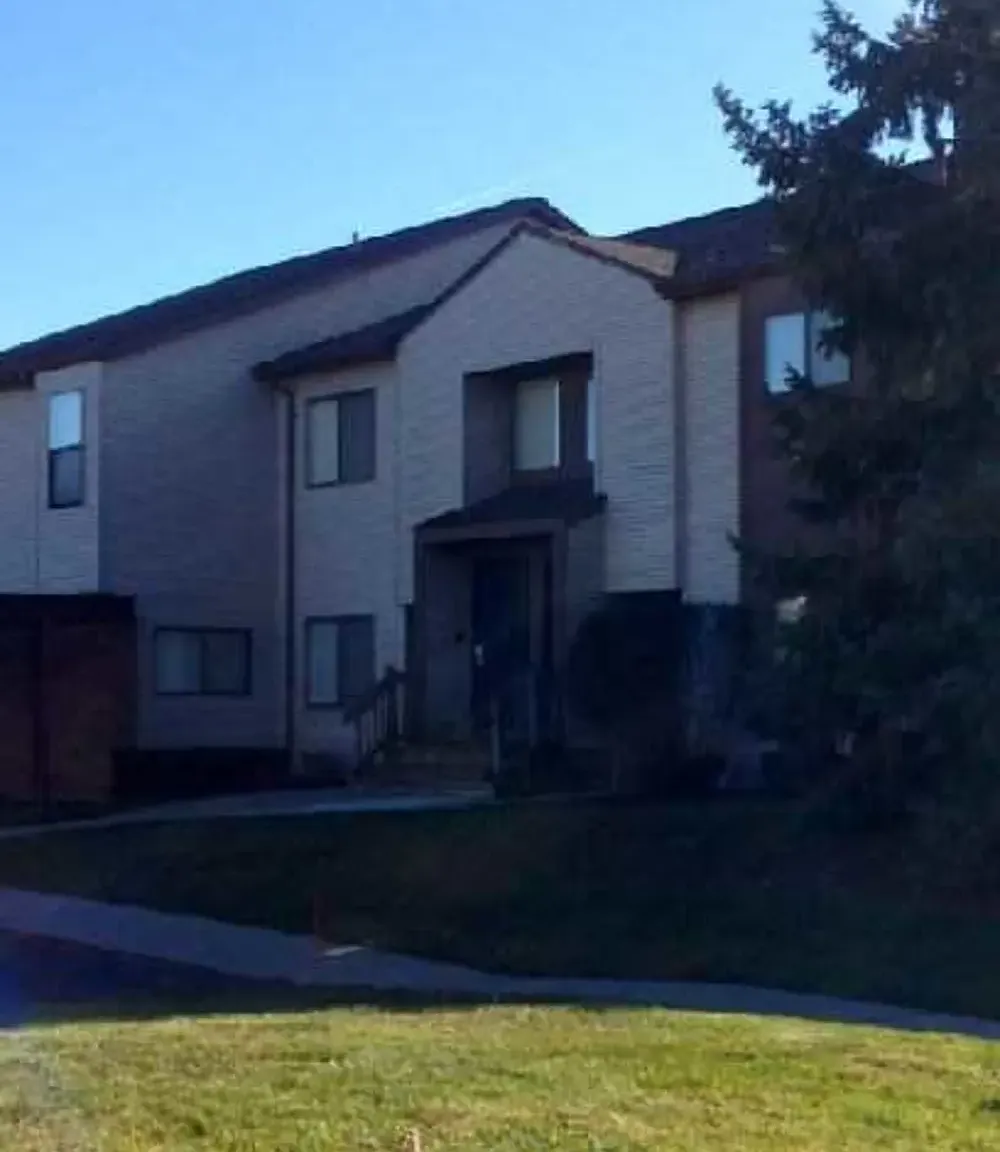Woodcrest Apartments — Photo 4