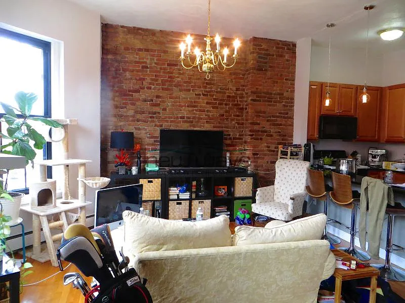 1 bed, 550 sqft, $3,000 — Photo 2