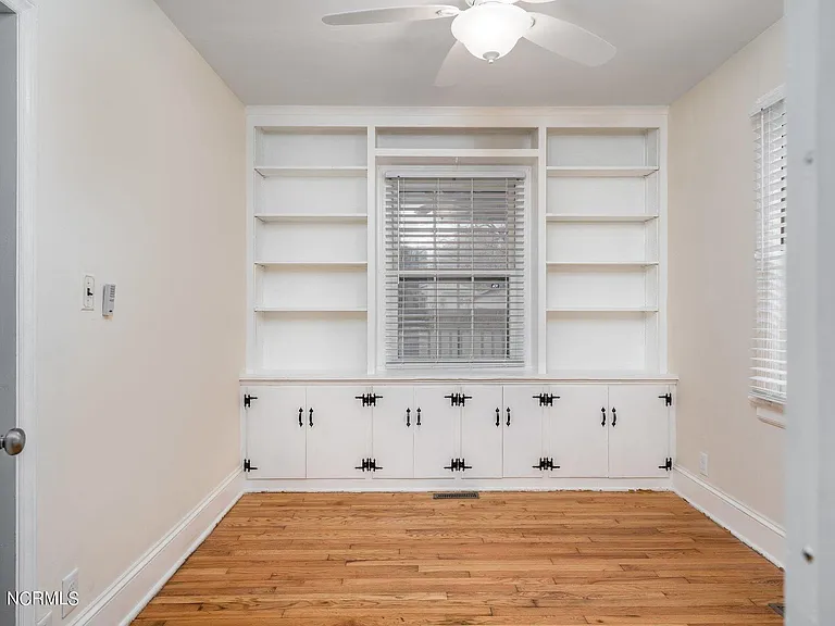 1145 Tarboro St — Photo 5