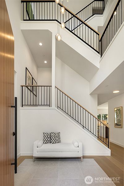 2nd image of 10223 NE 24th Street