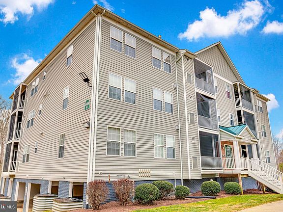 2nd image of 45462 Westmeath Way Unit K34