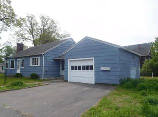 5 Ferguson St, Chicopee, MA 01020